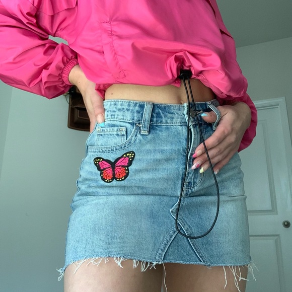 Hollister denim skirt - Picture 3 of 4